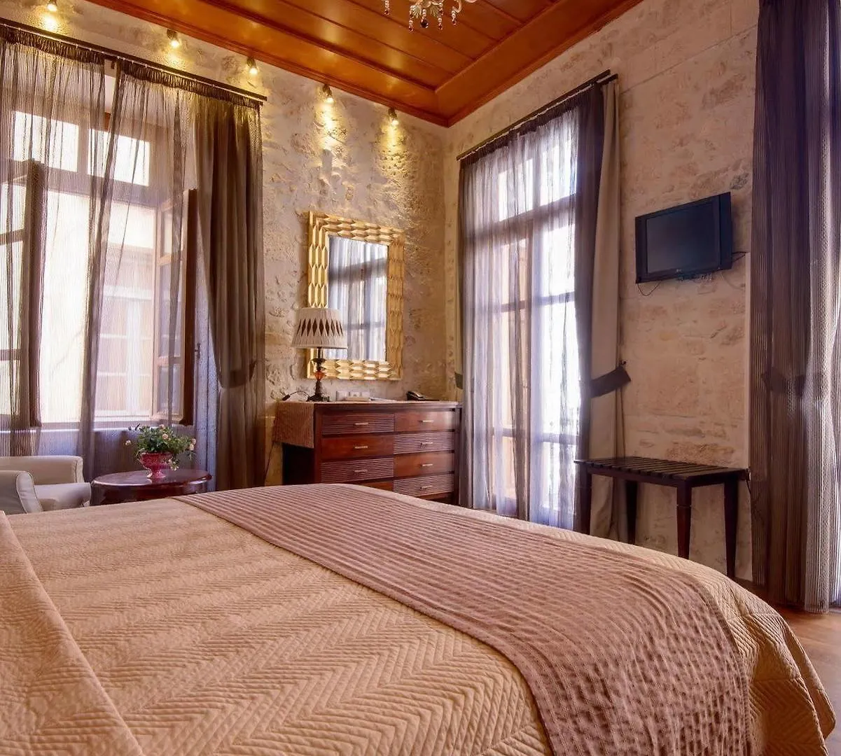 Leo Hotel Rethymno
