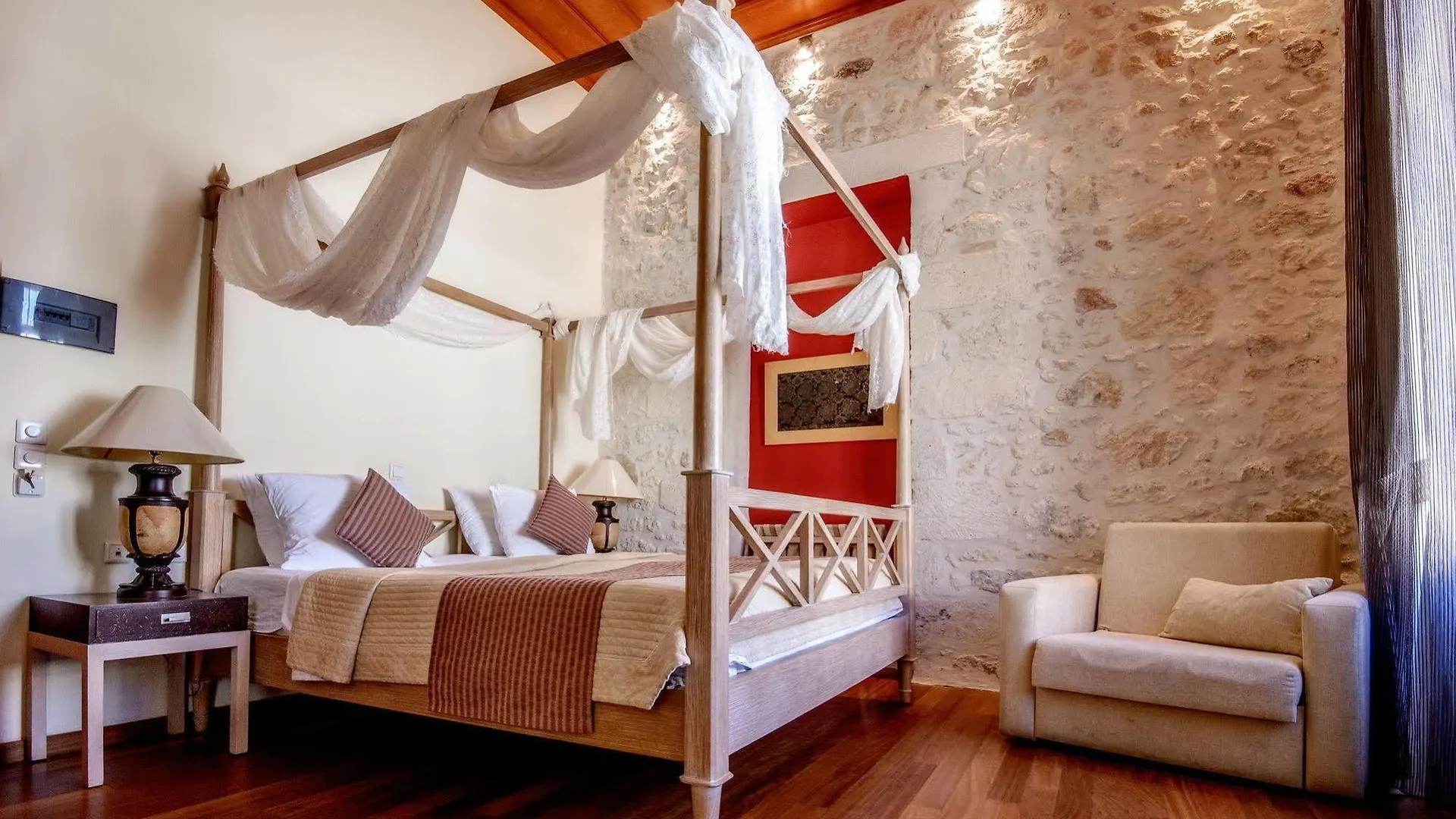 Leo Hotel Rethymno  3*, Rethymno (Crete) Greece