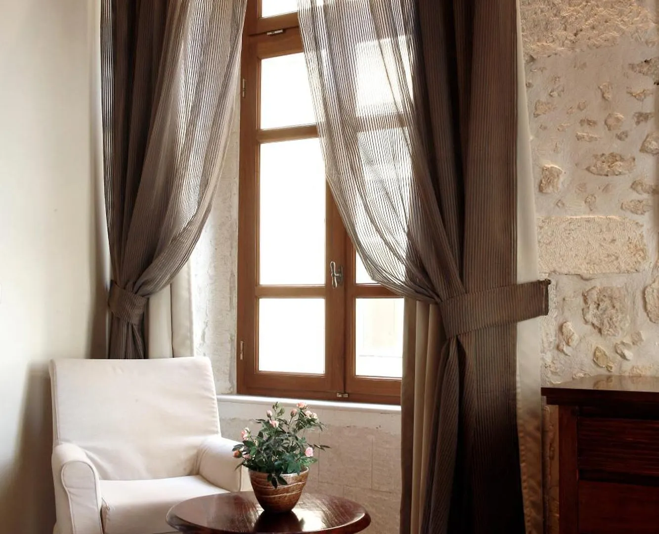 Leo Hotel Rethymno