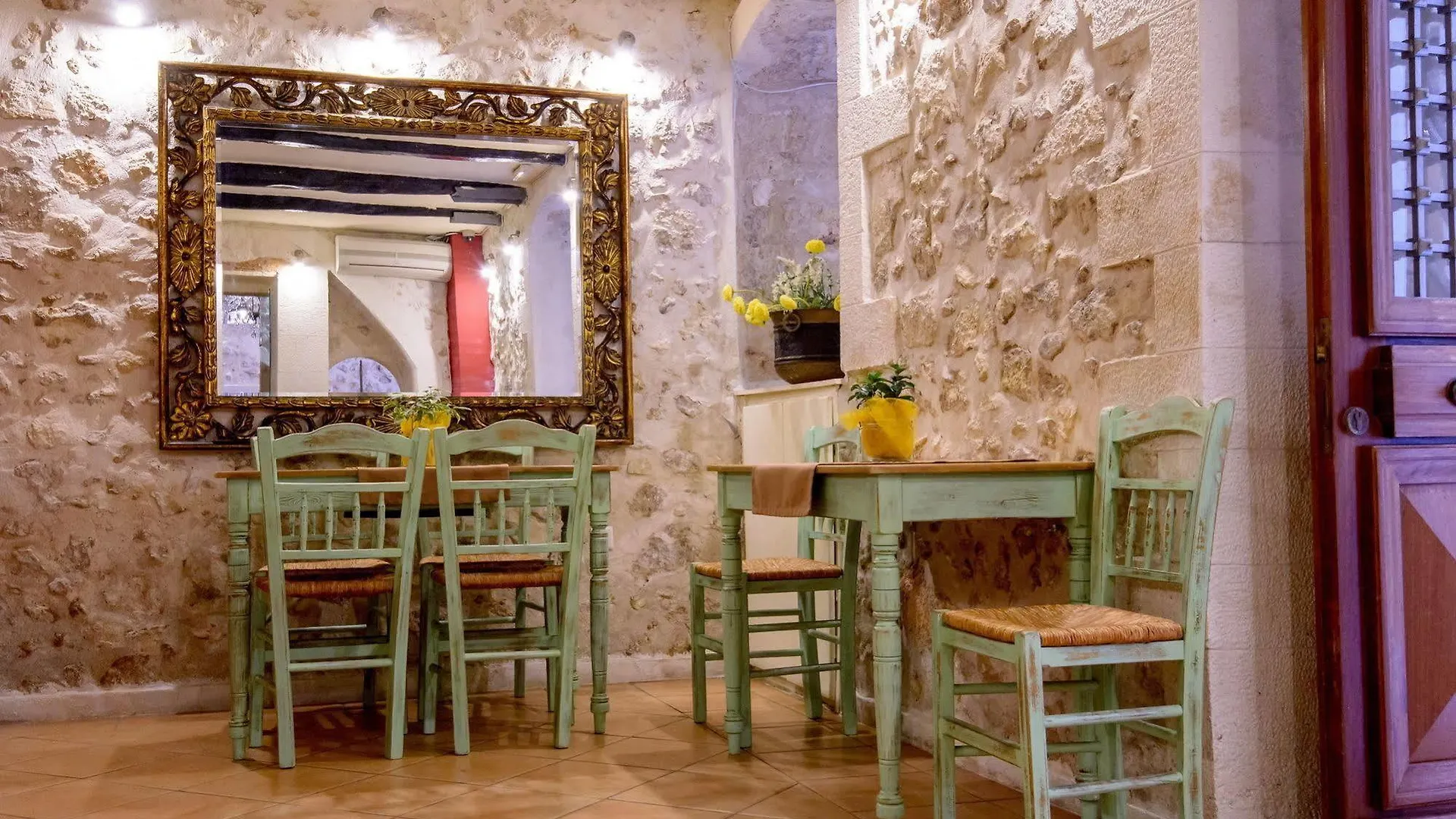 Leo Hotel Rethymno