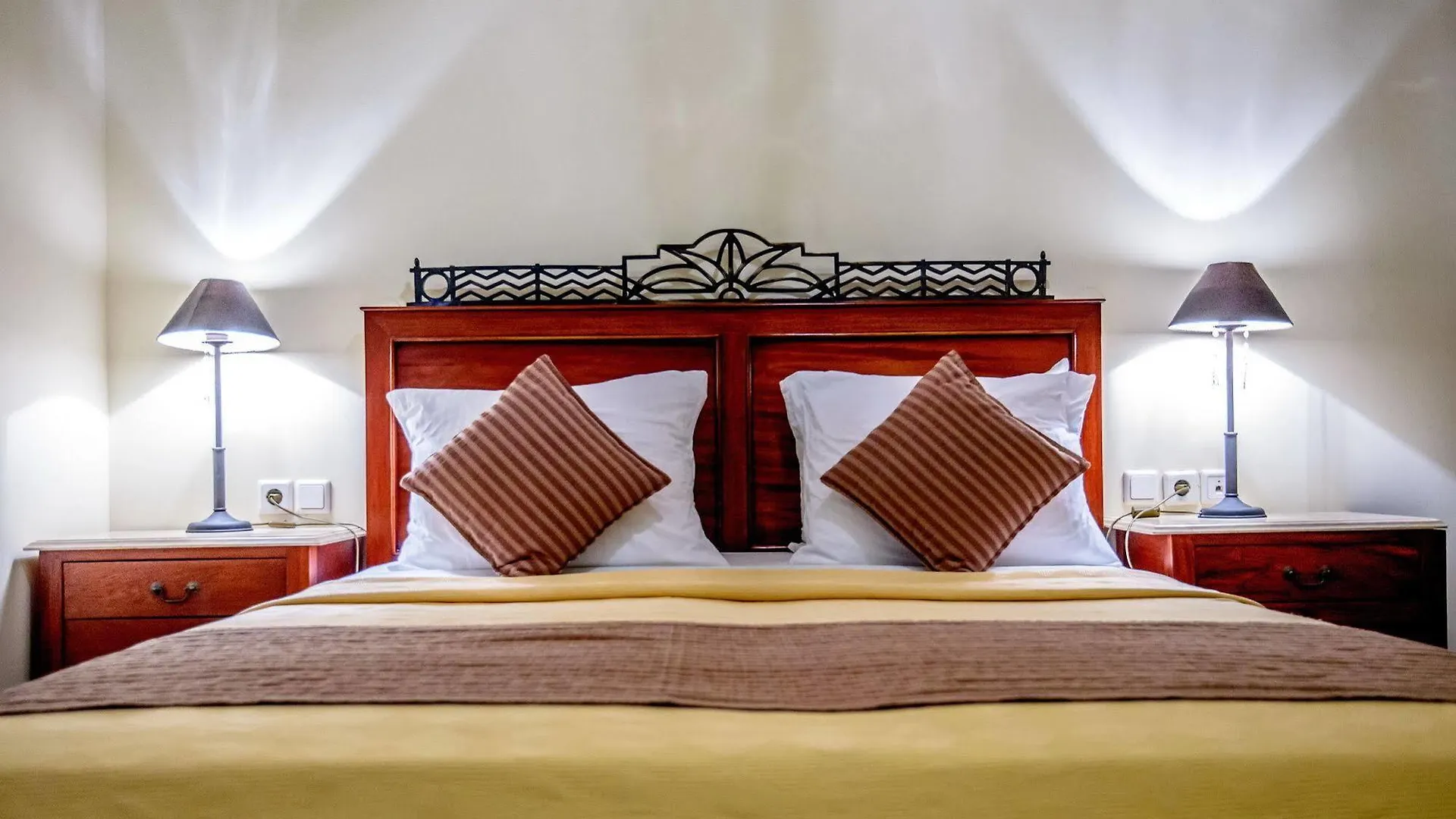 Leo Hotel Rethymno  Greece