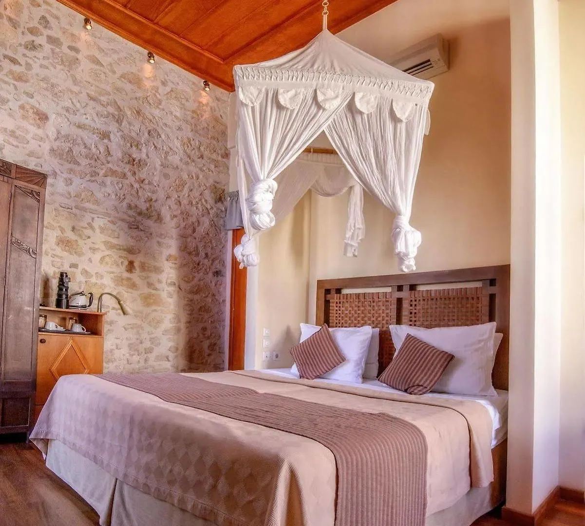Leo Hotel Rethymno  3*, Rethymno (Crete)