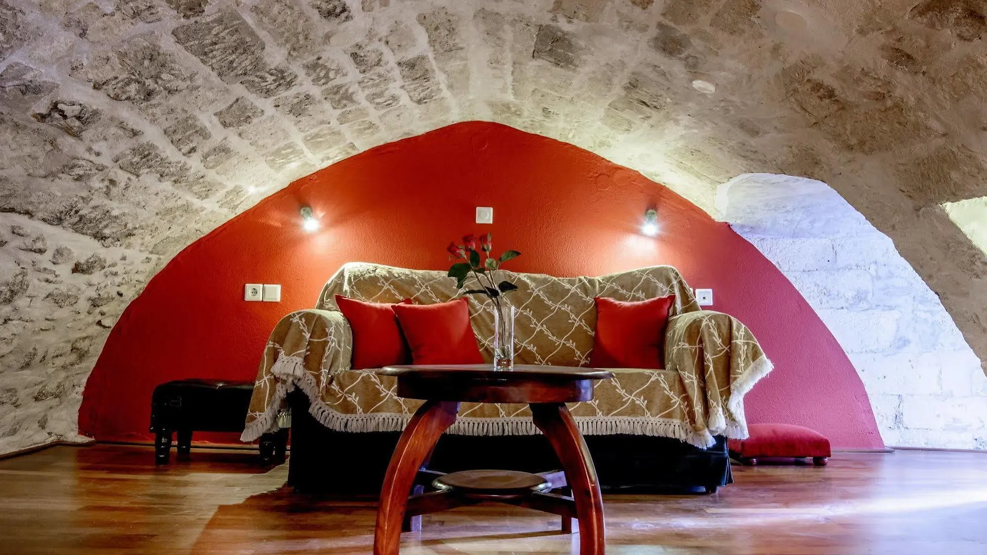 Leo Hotel Rethymno
